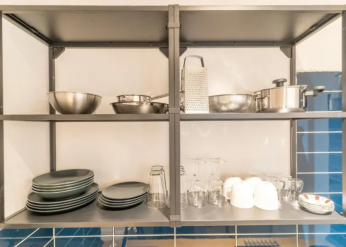 Historic In Old Town Heart شقة