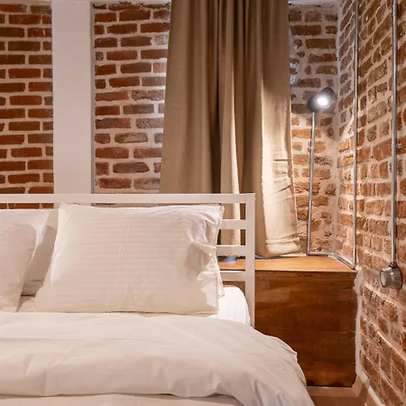 Historic In Old Town Heart 아파트